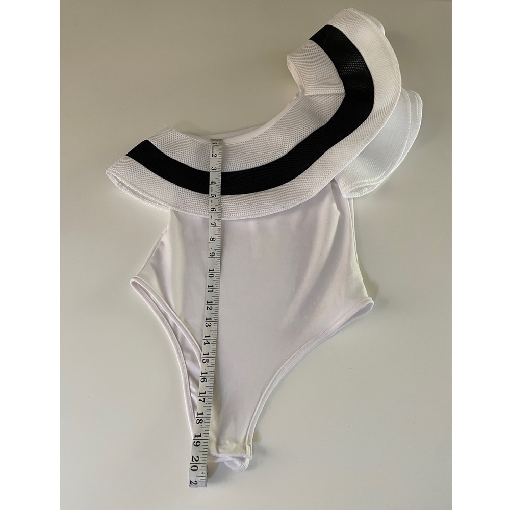 One Shoulder Ruffle Bodysuit - Picture 5 of 7